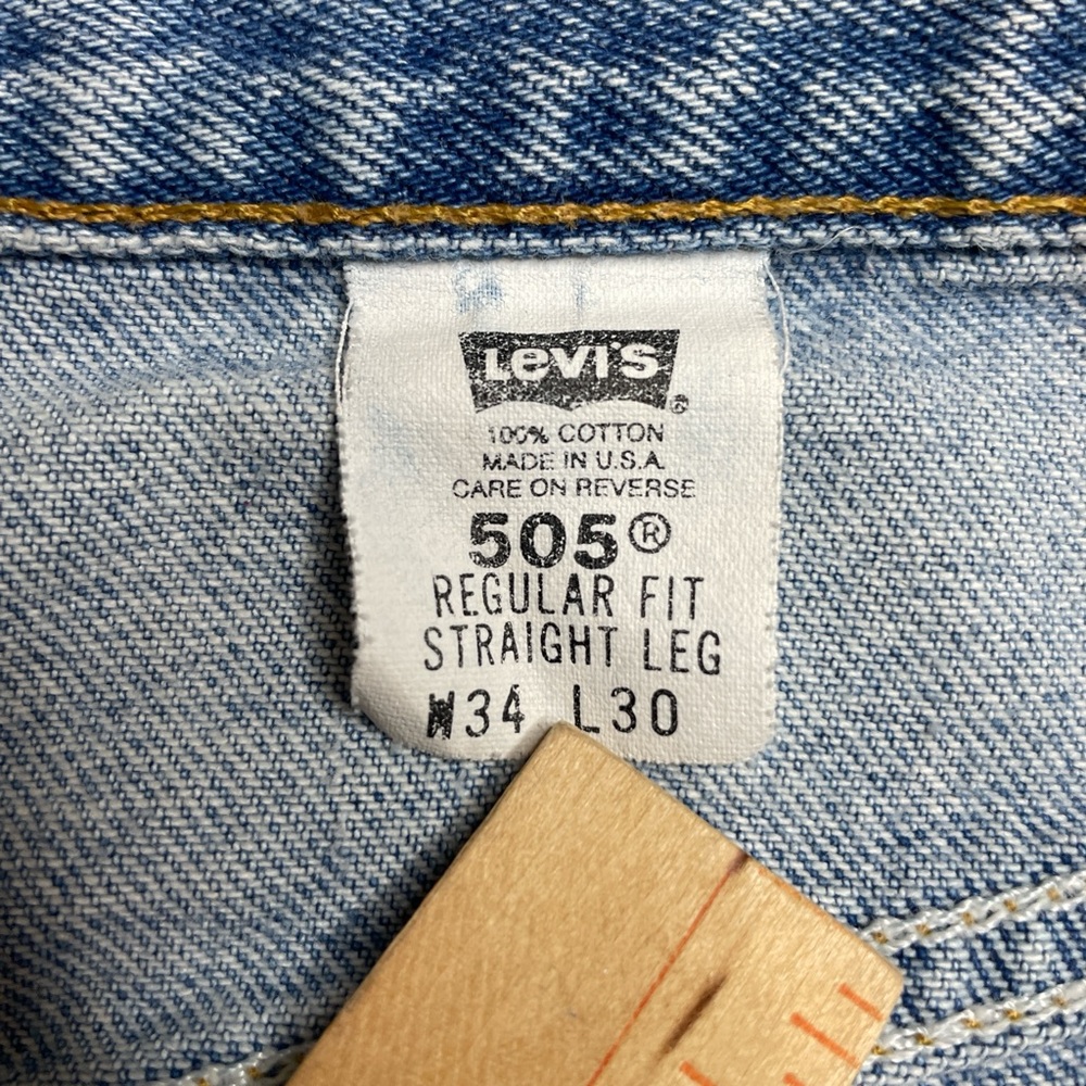 Vintage 90’s Levis 505 Faded Light Wash Jeans Red Tab Made In USA 34x30 Casual - Picture 7 of 8